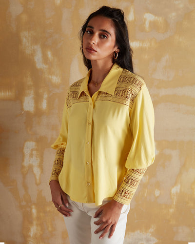 Pause Mellow Yellow Lace Top 
